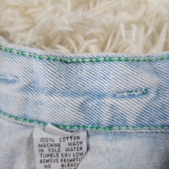 Flippo Vintage Stonewash Graphic Denim - Picture 5 of 8